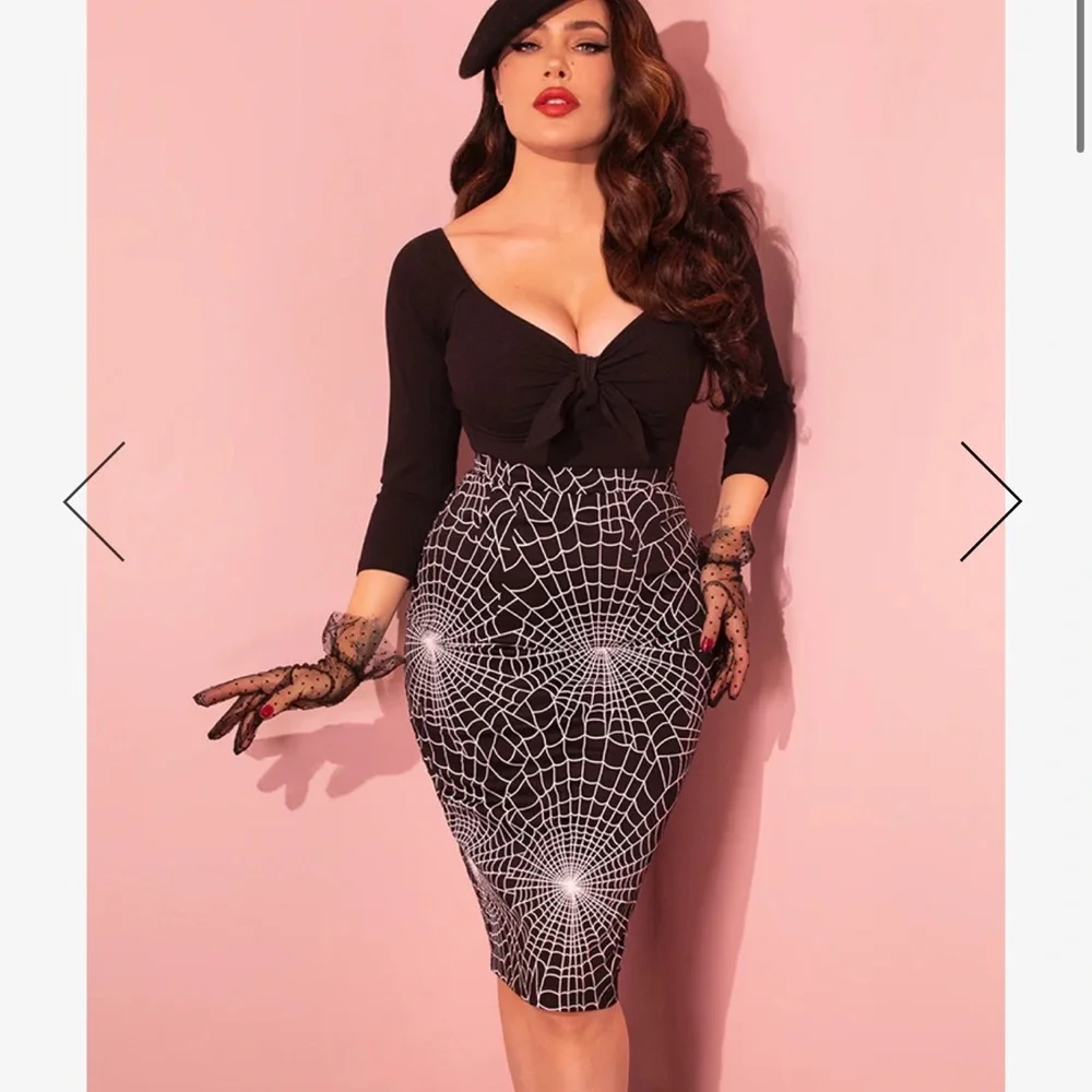 Vixen by Micheline Pitt Black and White Spiderweb Skirt - Picture 1 of 2
